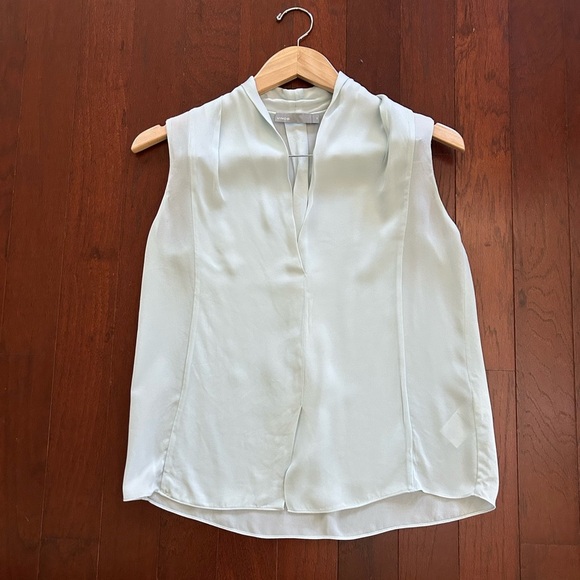 $275 retail VINCE SLEEVELESS DRAPE NECK BLOUSE 100% silk pastel green XS vneck - Picture 2 of 9